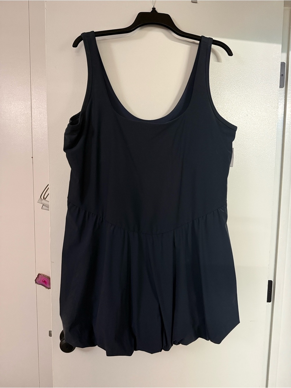 Women’s Old Navy Scoop Neck Tank Top with Gathered Bubble Hem